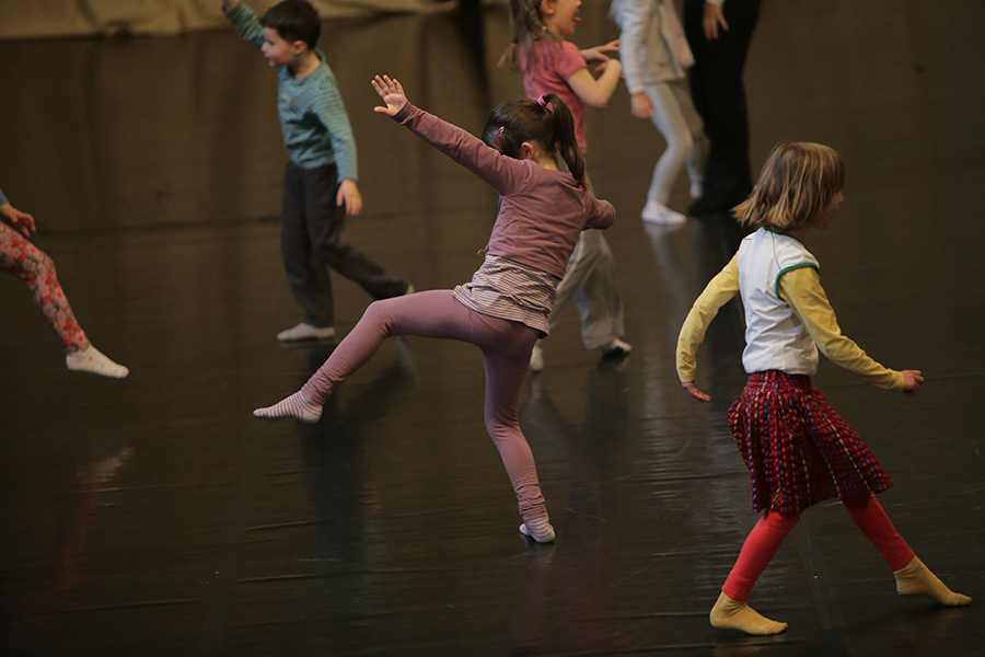 À pieds joints atelier parents enfants Loire Atlantique