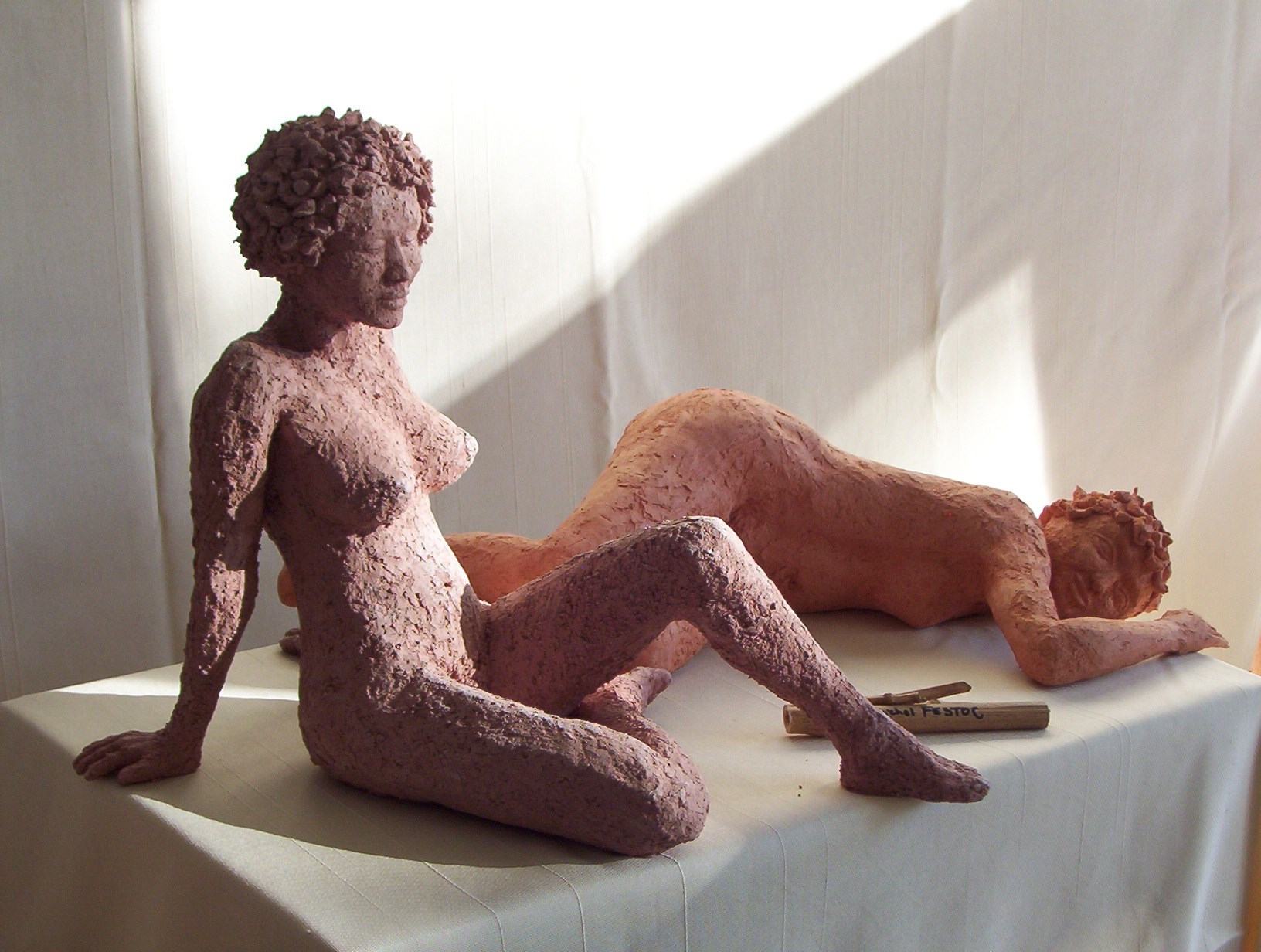 Échanges exposition modelage par Michel Festoc Mordelles