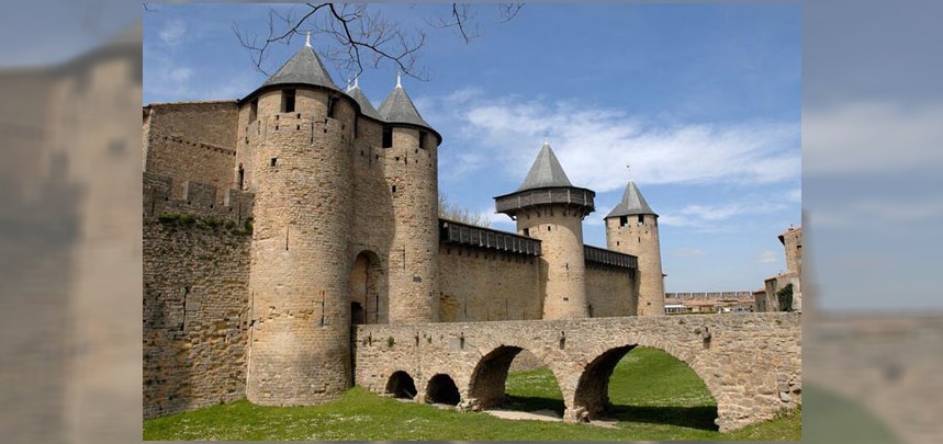 Chateau Et Remparts Infolocale