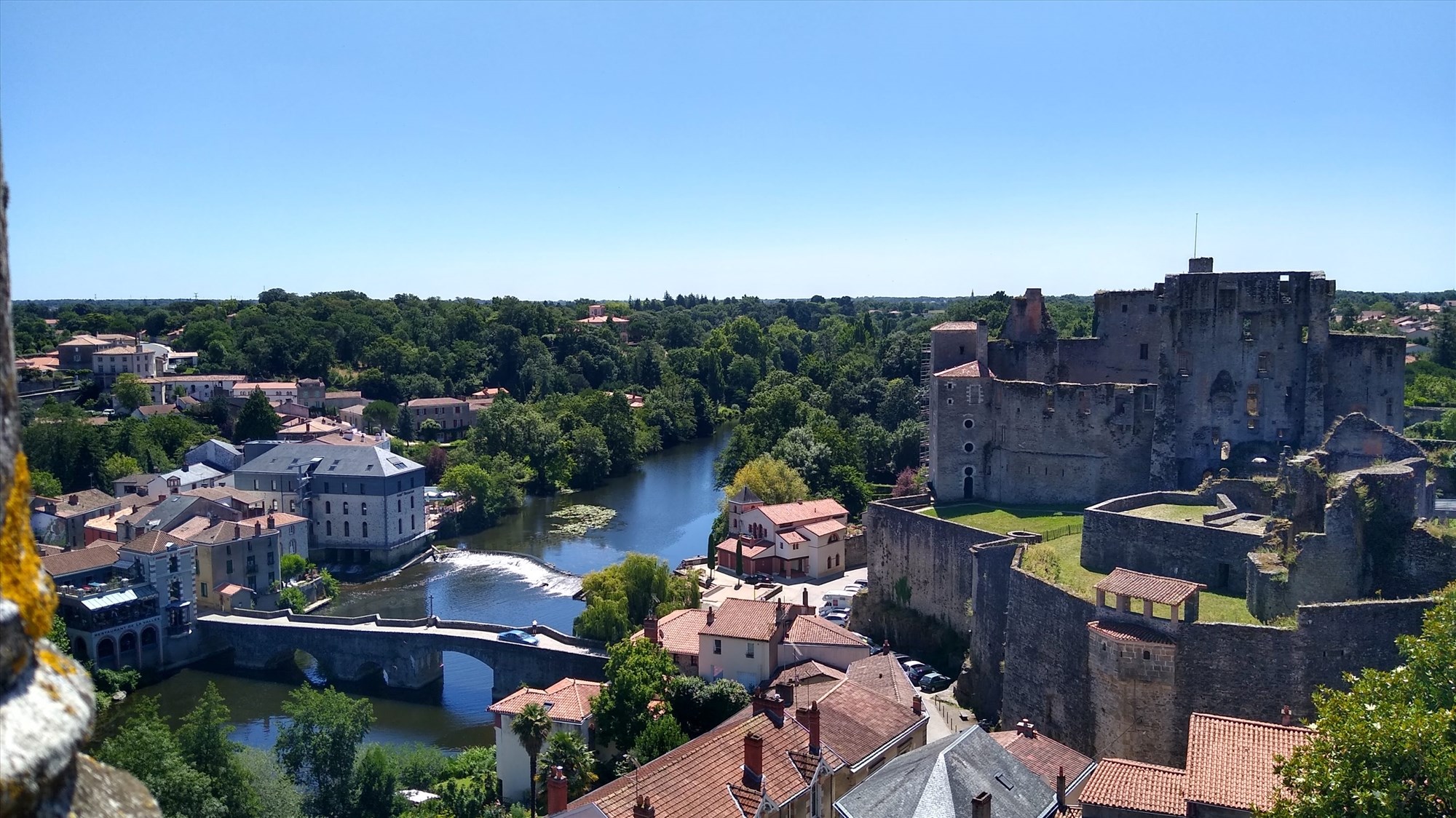 la ville de Clisson © Office de tourisme du Vignoble de Nantes