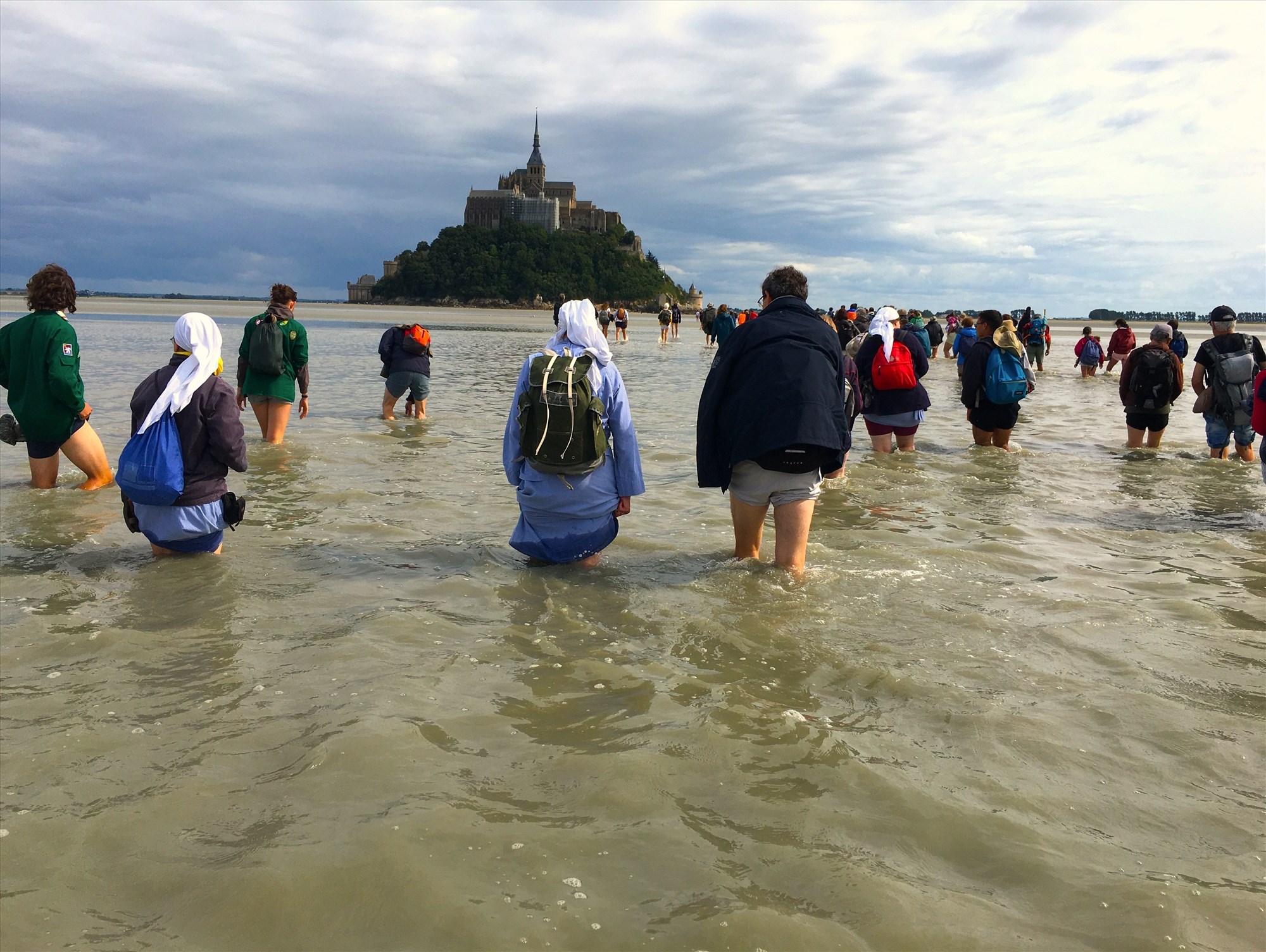 Traversée de la baie et veillée spirituelle à l'abbatiale du Mont-Saint- Michel