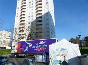 Déchèterie mobile, quartier Bréquigny Déchèterie mobile, quartier Bréquigny