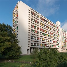 Visite de la Cité Radieuse Le Corbusier de Val-de-Briey ©Pascal Volpez